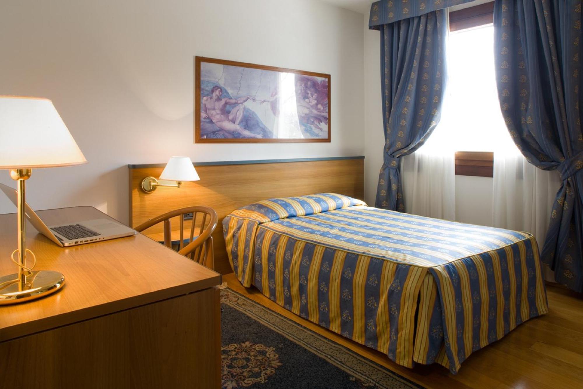 Hotel Luna Vigonovo  Zimmer foto